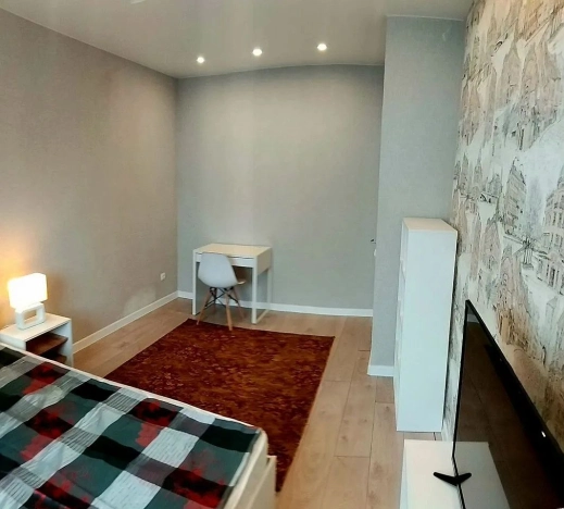 Купить однокомнатную квартиру в районе Кировский в Ростове-на-Дону. Вариант № 40730, 9, площадь -  квм, цена 10000000 рублей