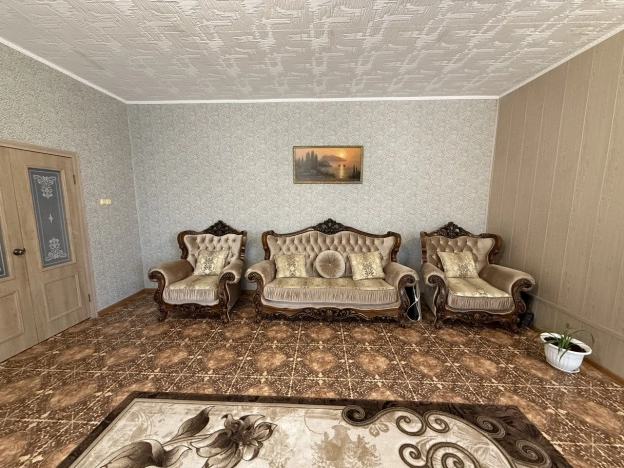 Купить дом на улице Везельская в Белгороде. Вариант № 6908245, 8, площадь -  квм, цена 9900000 рублей