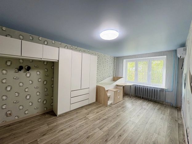 Купить трехкомнатную квартиру в Воронеже. Вариант № 7736745, 0, площадь - квм, цена 5850000 рублей