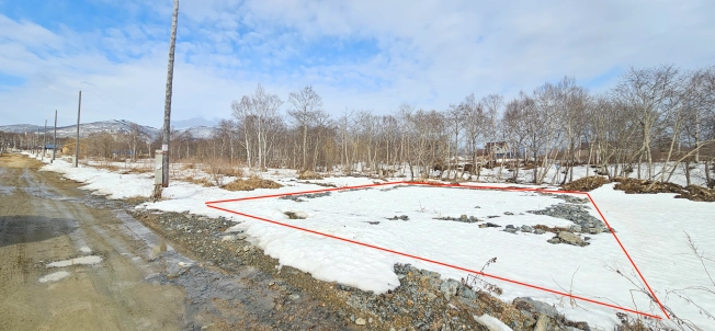 Купить земельный участок на улице Берёзовый переулок в Южно-Сахалинске. Вариант № 36079, 1, площадь - квм, цена 2500000 рублей