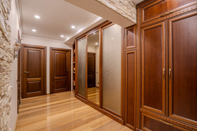 Купить квартиру в Москве. Вариант № 9234828, 17, площадь -  квм, цена 24000000 рублей