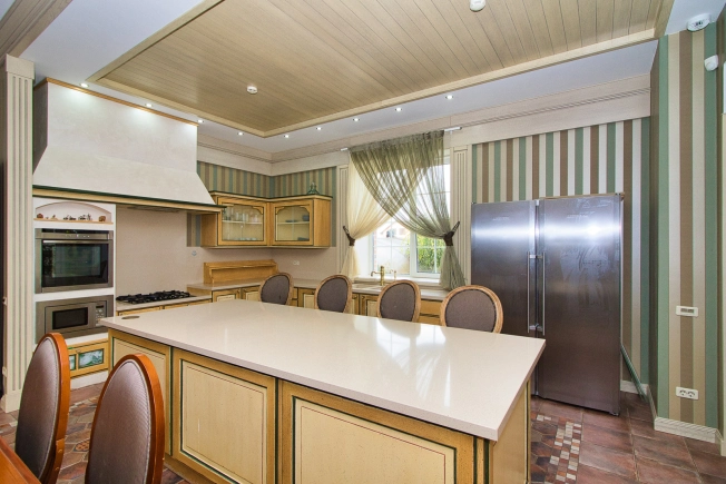 Купить дом в Судогде. Вариант № 6857139, 7, площадь -  квм, цена 37000000 рублей