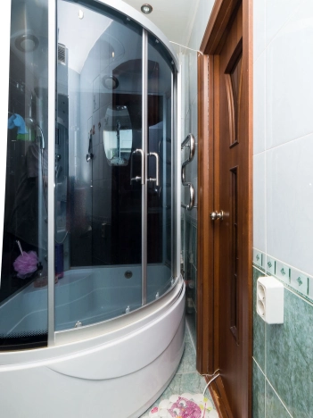 Купить двухкомнатную квартиру на вторичке в Микрорайоне 4-й, Тобольск в Тобольске. Вариант № 11034, 10, площадь -  квм, цена 5800000 рублей