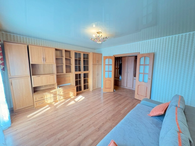 Снять квартиру в Тобольске. Вариант № 10215185, 0, площадь -  квм, цена 42000 рублей