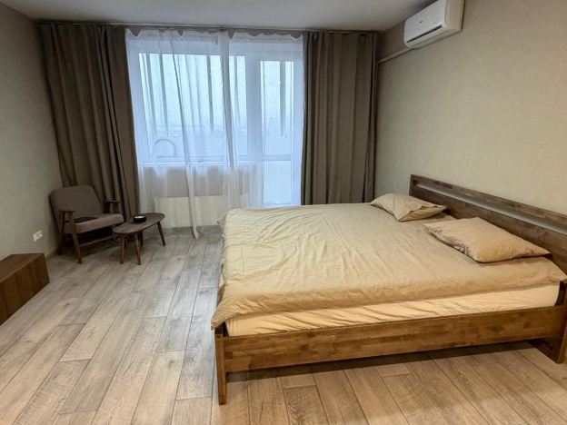 Купить квартиру в Москве. Вариант № 10003054, 12, площадь -  квм, цена 11800000 рублей