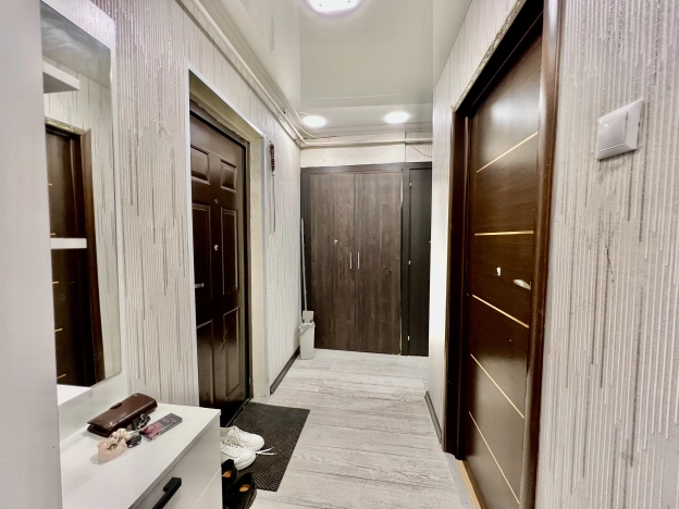 Купить двухкомнатную квартиру в Подольске. Вариант № 55205, 8, площадь -  квм, цена 6180000 рублей