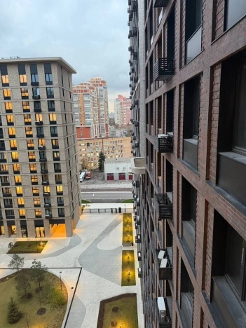 Купить квартиру в Москве. Вариант № 9863267, 35, площадь -  квм, цена 79500000 рублей