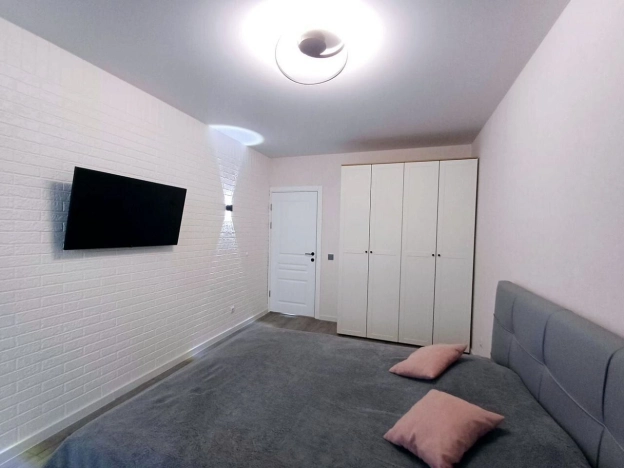 Купить двухкомнатную квартиру в ЖК Родина в Калининграде. Вариант № 55290, 3, площадь -  квм, цена 9900000 рублей