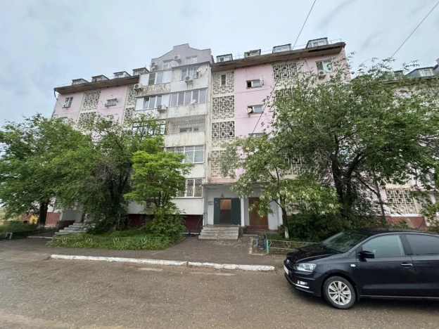 Купить однокомнатную квартиру на вторичке в Микрорайоне 4-й, Элиста в Элисте. Вариант № 41574, 8, площадь -  квм, цена 4500000 рублей