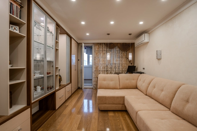 Купить квартиру в Москве. Вариант № 9234828, 1, площадь -  квм, цена 24000000 рублей