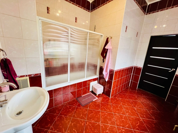 Купить дом в Нижегородской области. Вариант № 9228484, 24, площадь -  квм, цена 25000000 рублей