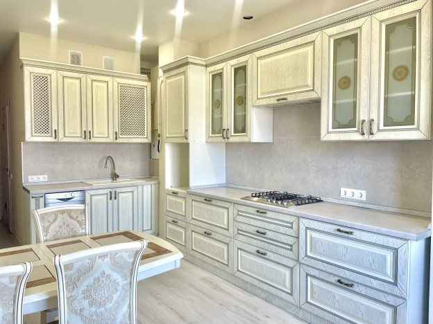 Купить однокомнатную квартиру в районе Приморский в Новороссийске. Вариант № 60424, 1, площадь -  квм, цена 7400000 рублей