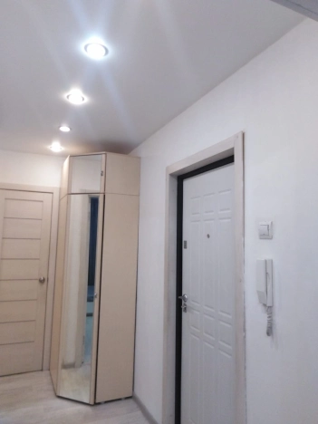 Купить двухкомнатную квартиру в Микрорайоне Золотая Нива в Новосибирске. Вариант № 7564910, 9, площадь -  квм, цена 6100000 рублей