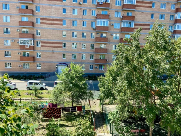 Купить двухкомнатную квартиру в Приморском крае. Вариант № 4793758, 15, площадь -  квм, цена 5400000 рублей