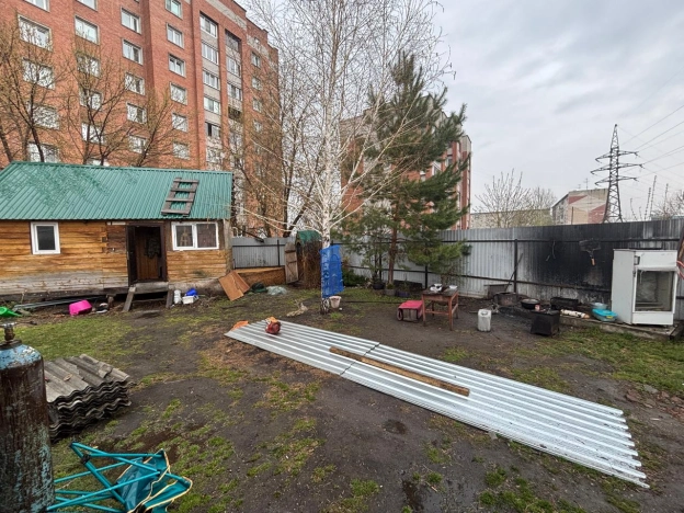 Купить дом в Микрорайоне Военный городок, Бердск в Бердске. Вариант № 1348172, 11, площадь -  квм, цена 3600000 рублей