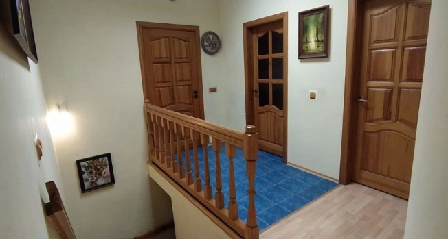 Купить четырехкомнатную квартиру в Новосибирской области. Вариант № 3087385, 4, площадь -  квм, цена 16990000 рублей