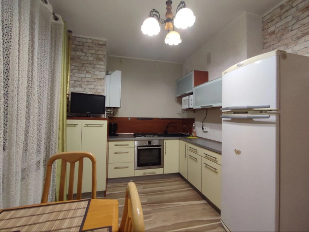 Снять квартиру в районе Ленинградский в Калининграде. Вариант № 8760046, 0, площадь -  квм, цена 40000 рублей