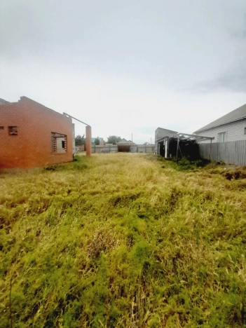 Купить земельный участок на улице Заречная в Республике Калмыкия. Вариант № 7477, 4, площадь -  квм, цена 1700000 рублей