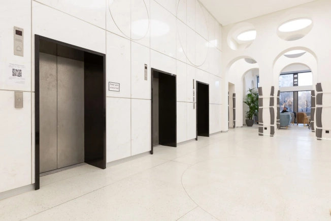 Купить квартиру в Москве. Вариант № 8543455, 9, площадь -  квм, цена 7300000 рублей