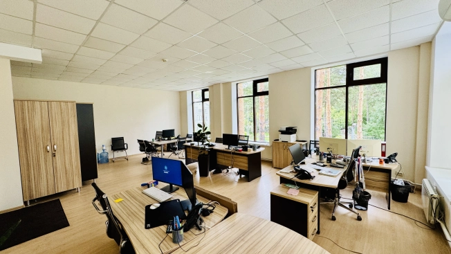 Снять коммерческую недвижимость в Новосибирске. Вариант № 1714, 3, площадь -  квм, цена 80000 рублей