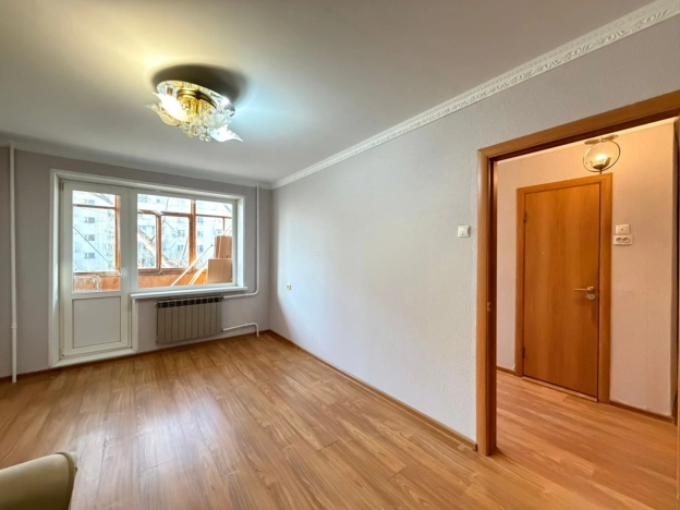 Купить квартиру на вторичке в Уфе. Вариант № 10334930, 6, площадь -  квм, цена 4120000 рублей