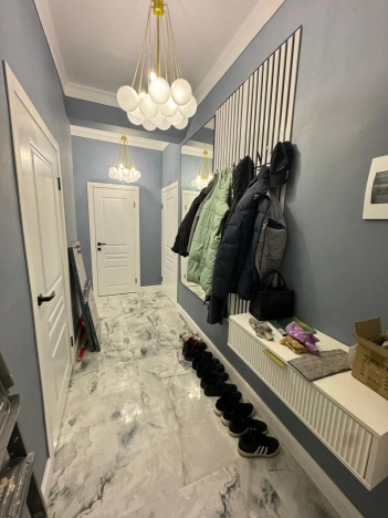 Купить квартиру в Москве. Вариант № 8111937, 6, площадь -  квм, цена 27900000 рублей