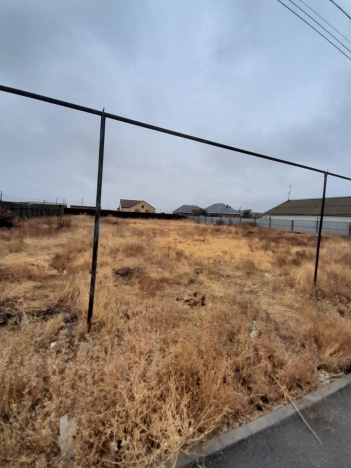 Купить земельный участок на улице Заречная в Республике Калмыкия. Вариант № 16323, 5, площадь -  квм, цена 1350000 рублей