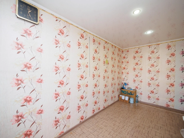 Купить квартиру в Омске. Вариант № 10695472, 6, площадь - квм, цена 4900000 рублей