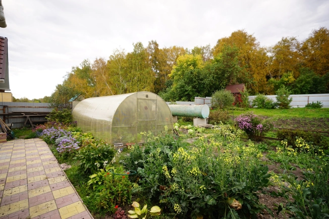 Купить дом в Микрорайоне Порт-Артур в Омске. Вариант № 4824714, 24, площадь -  квм, цена 13000000 рублей