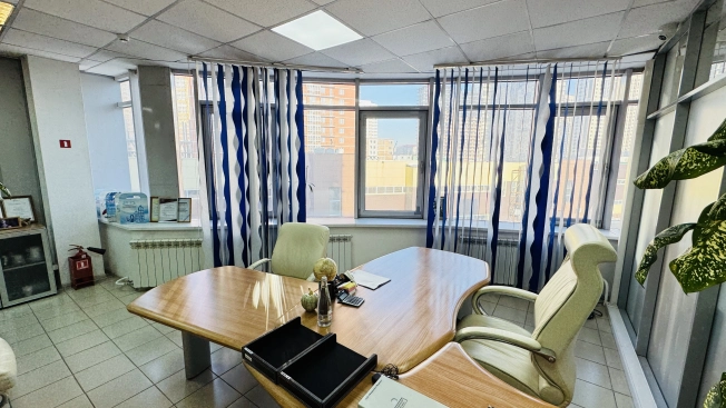 Снять коммерческую недвижимость в Новосибирске. Вариант № 27086, 1, площадь -  квм, цена 270000 рублей