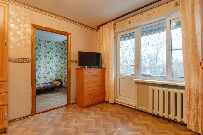 Купить квартиру на вторичке в Вологде. Вариант № 10928700, 3, площадь - квм, цена 4650000 рублей