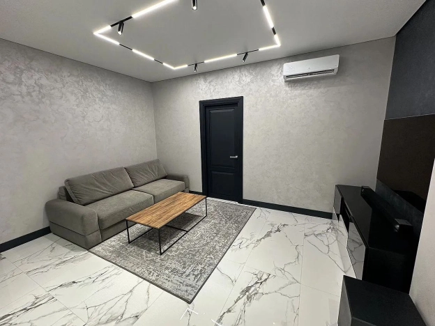 Купить двухкомнатную квартиру в районе Кировский в Ростове-на-Дону. Вариант № 1643647, 11, площадь -  квм, цена 17000000 рублей