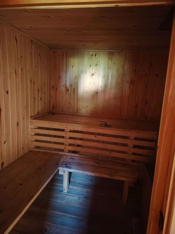 Купить дом на улице Совхозная в Тюменской области. Вариант № 8447472, 11, площадь -  квм, цена 800000 рублей