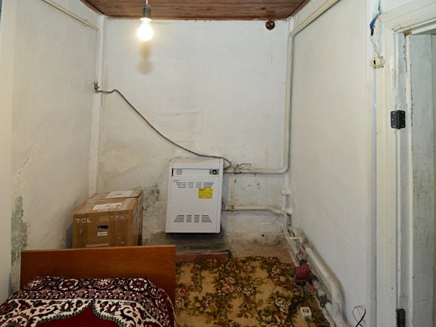 Купить дом в районе Калининский в Новосибирске. Вариант № 56988, 25, площадь -  квм, цена 5500000 рублей