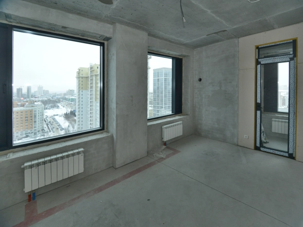 Купить четырехкомнатную квартиру в районе Октябрьский в Новосибирске. Вариант № 19177, 27, площадь -  квм, цена 25650000 рублей