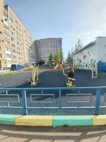 Купить трехкомнатную квартиру на улице Молодёжная в Республике Татарстан (татарстан). Вариант № 13176, 24, площадь -  квм, цена 5387000 рублей