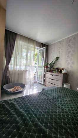 Купить трехкомнатную квартиру в Керчи. Вариант № 23004, 8, площадь - квм, цена 6900000 рублей