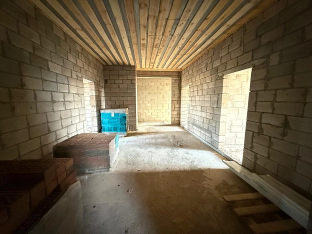 . Вариант № 2477550, 5, площадь - 175 квм, цена 10500000 рублей