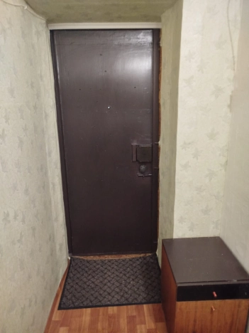 Купить комнату у метро Заельцовская в Новосибирске. Вариант № 2054510, 4, площадь -  квм, цена 1900000 рублей