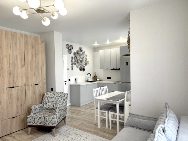 Купить однокомнатную квартиру на улице Майский проезд в Светлогорске. Вариант № 45486, 18, площадь -  квм, цена 7950000 рублей