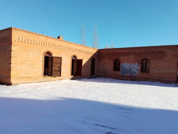 Купить дом в Тюменской области. Вариант № 10028118, 32, площадь -  квм, цена 27900000 рублей