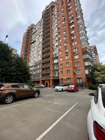 Купить однокомнатную квартиру на улице Героя А.А. Аверкиева в Краснодаре. Вариант № 30451, 12, площадь -  квм, цена 8300000 рублей