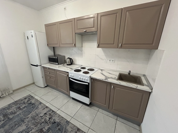 Купить квартиру в Москве. Вариант № 7799991, 12, площадь -  квм, цена 21000000 рублей