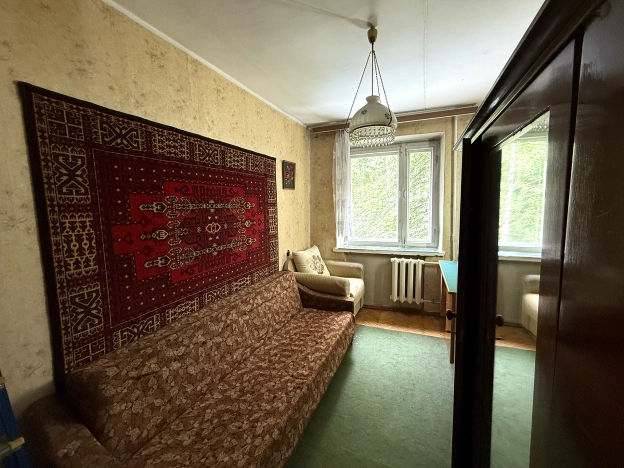 Купить трехкомнатную квартиру в Пушкине. Вариант № 3261545, 3, площадь -  квм, цена 6550000 рублей