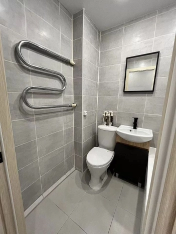 Купить однокомнатную квартиру в районе Калининский в Новосибирске. Вариант № 8905422, 9, площадь -  квм, цена 4300000 рублей