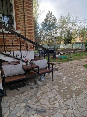 Купить дом в Москве. Вариант № 5752367, 4, площадь - квм, цена 12300000 рублей
