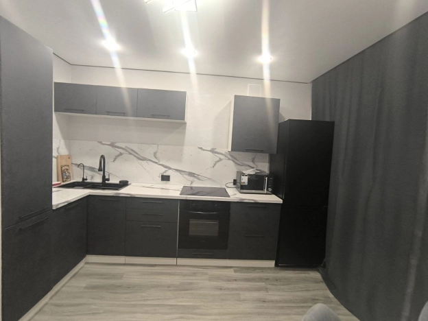 Купить квартиру в Тобольске. Вариант № 10161255, 1, площадь -  квм, цена 4970000 рублей