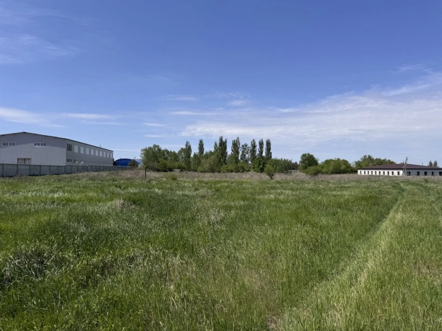 Купить земельный участок в Ростове-на-Дону. Вариант № 27372, 4, площадь -  квм, цена 44000000 рублей