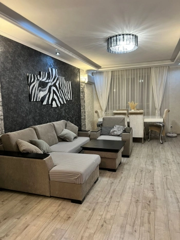 Купить квартиру в Белгороде. Вариант № 9913, 7, площадь -  квм, цена 11000000 рублей