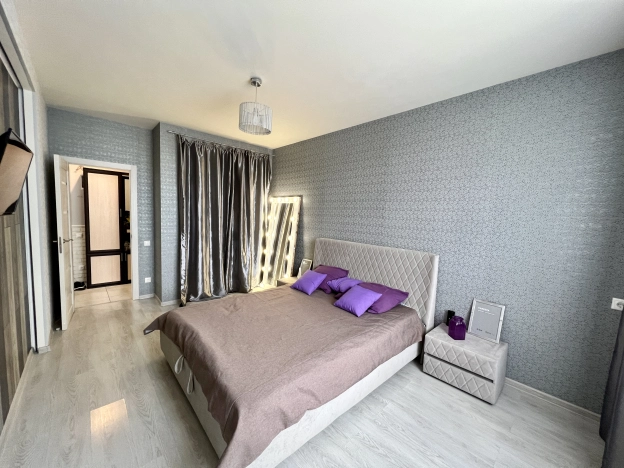 Купить квартиру в Москве. Вариант № 9520831, 5, площадь - квм, цена 12100000 рублей